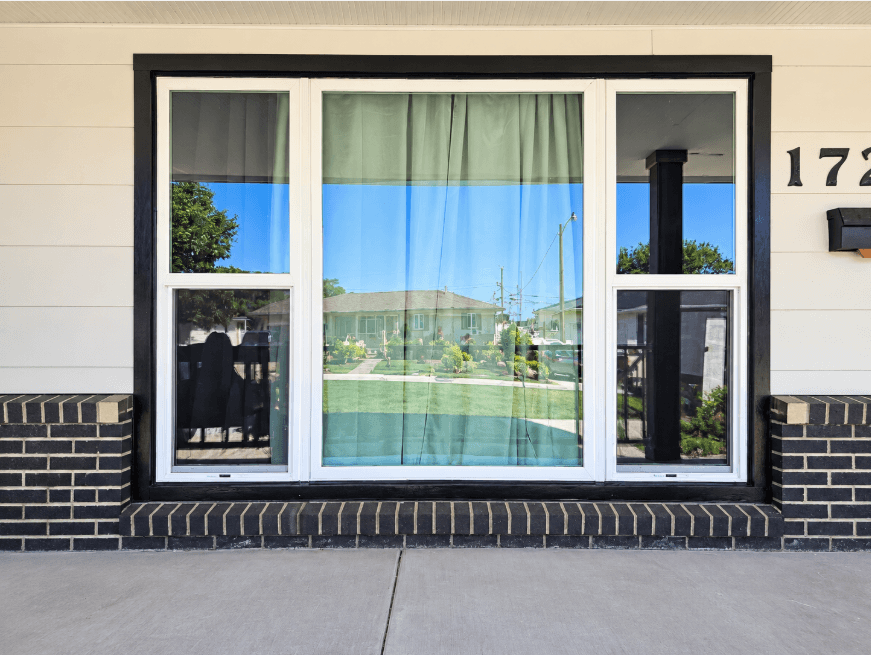 Single-Hung / Picture / Single-Hung Combination — Windows project in Kansas