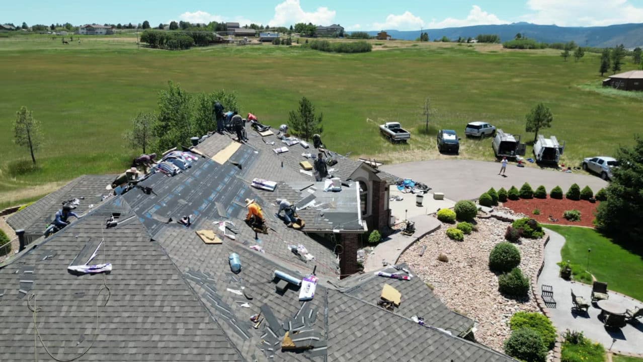Roofing remodeling by American Remodeling